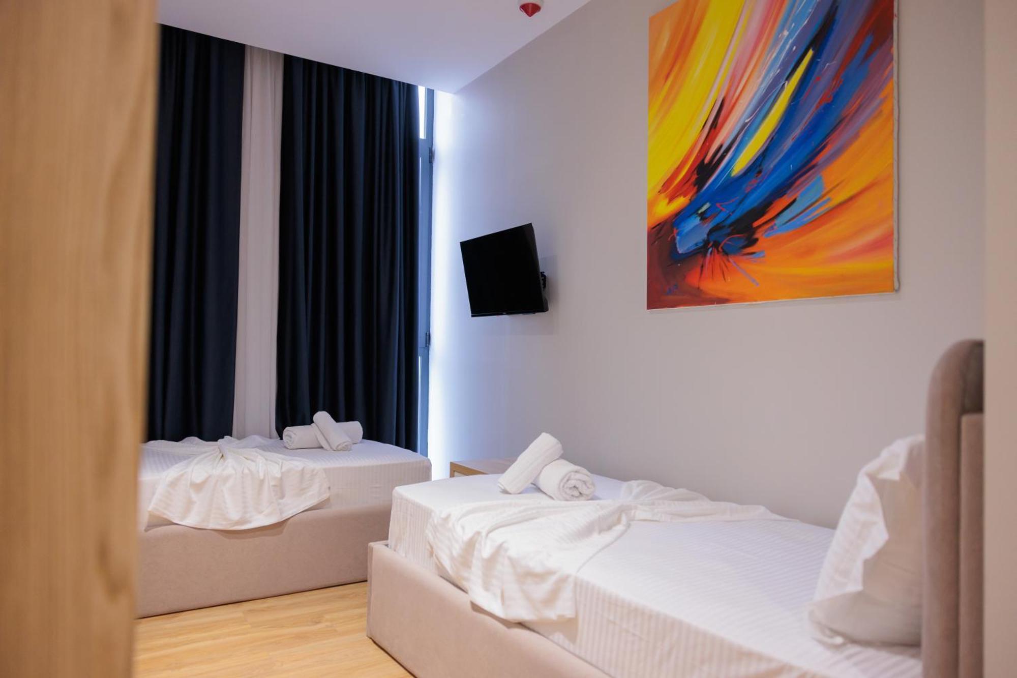Bel Ami Tirana 2 Hotell Eksteriør bilde