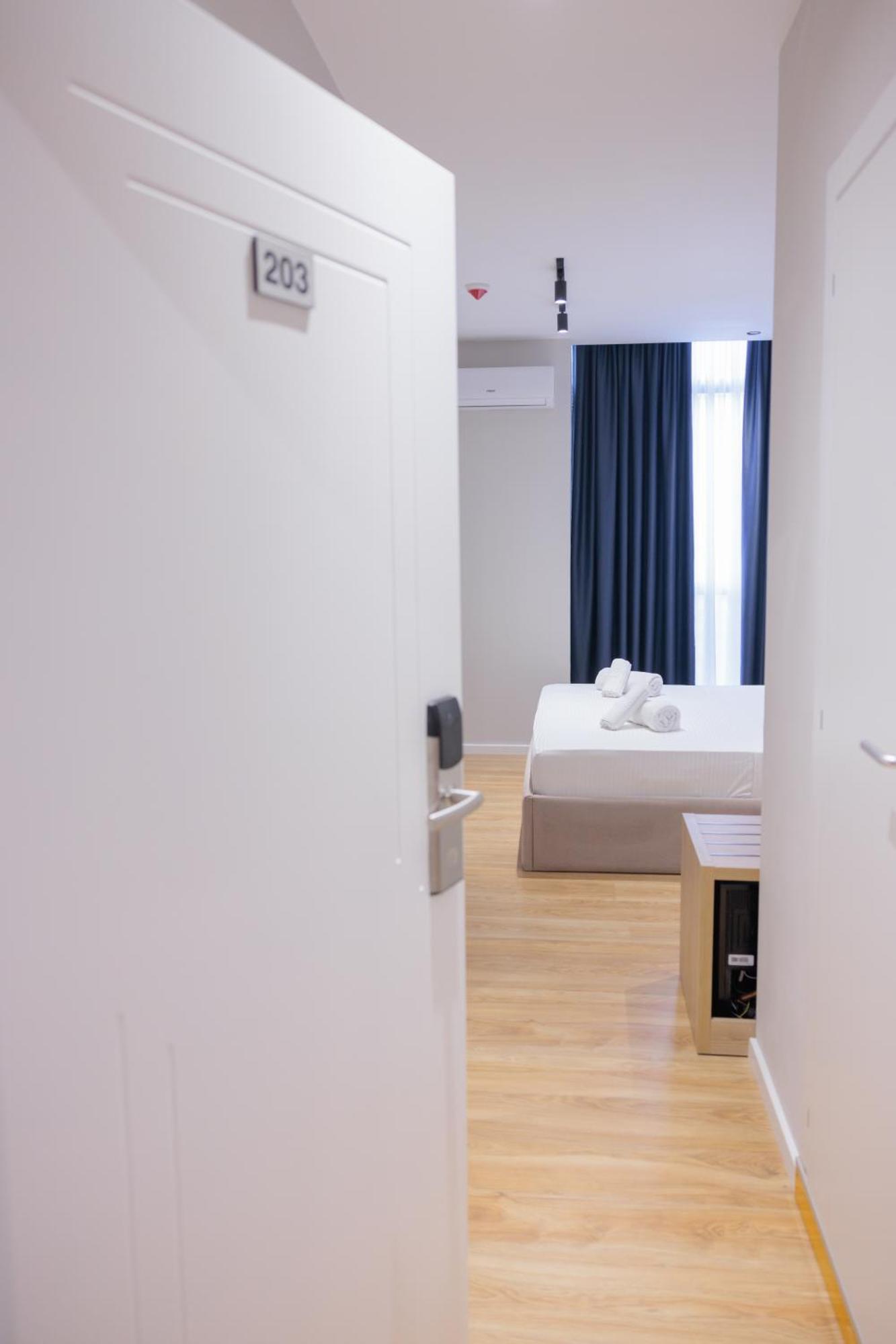 Bel Ami Tirana 2 Hotell Eksteriør bilde